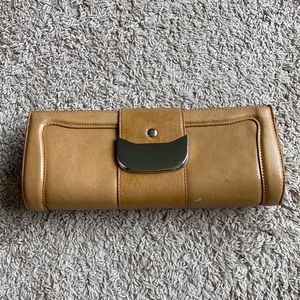 Chinese Laundry Clutch